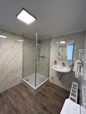 Rheinischer Hof Appartements Leverkusen Exteriör bild